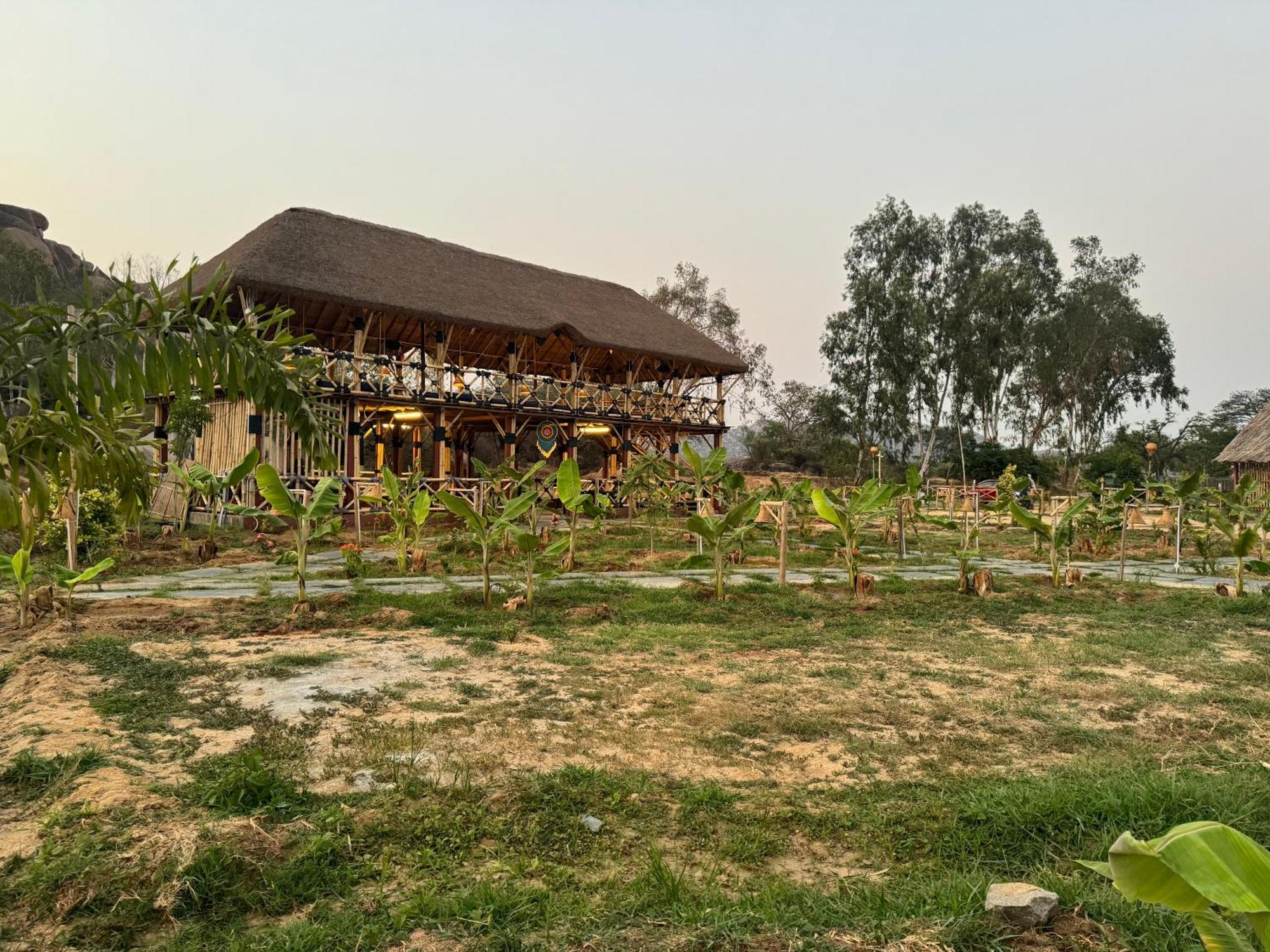 Hotel Hill Stone View Hampi Esterno foto
