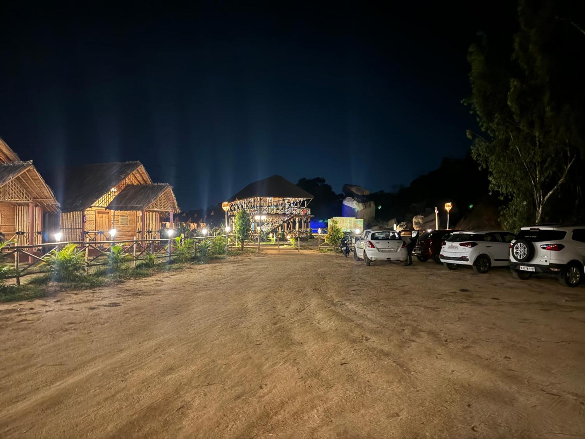 Hotel Hill Stone View Hampi Esterno foto