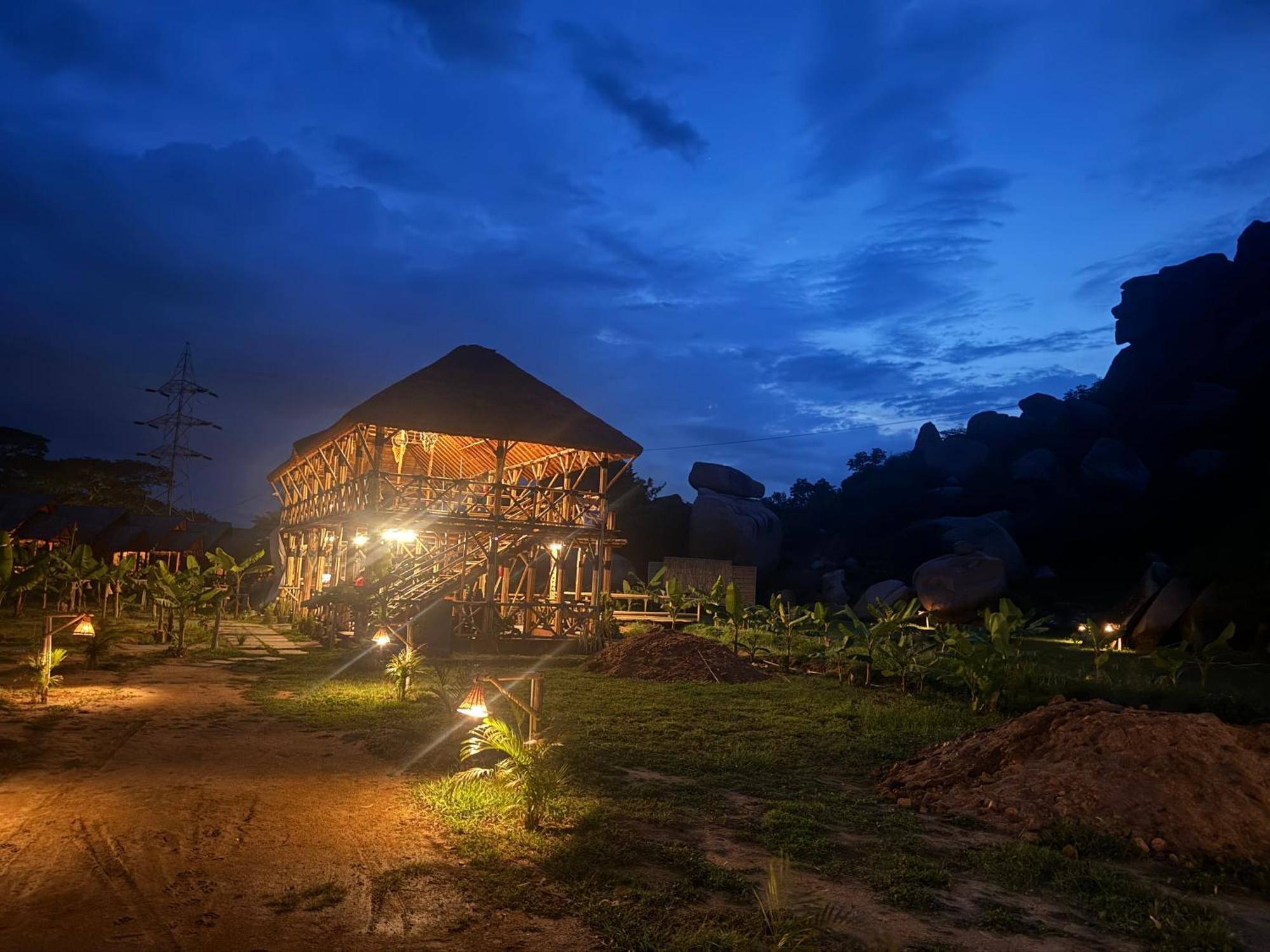 Hotel Hill Stone View Hampi Esterno foto